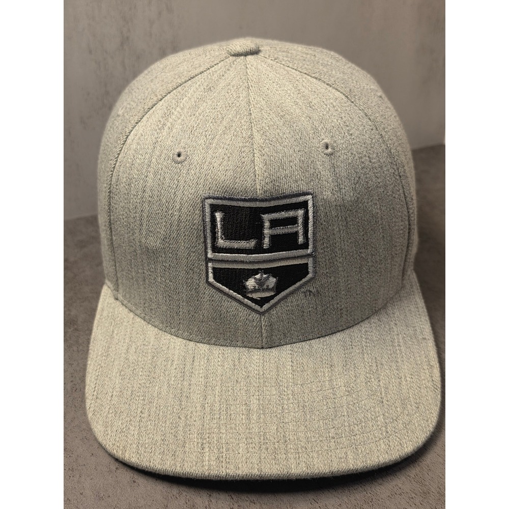 LA Los Angeles Kings NHL Snapback Hat 110 One Ten Flexfit Tech Flat Brim Cap